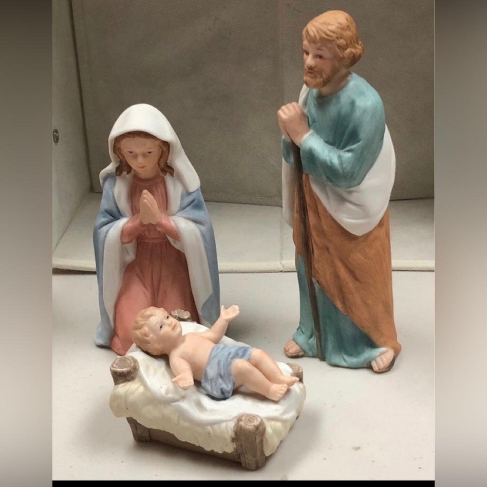 Homco Nativity Set with Baby Jesus, Mary and Joseph porcelain figurines
